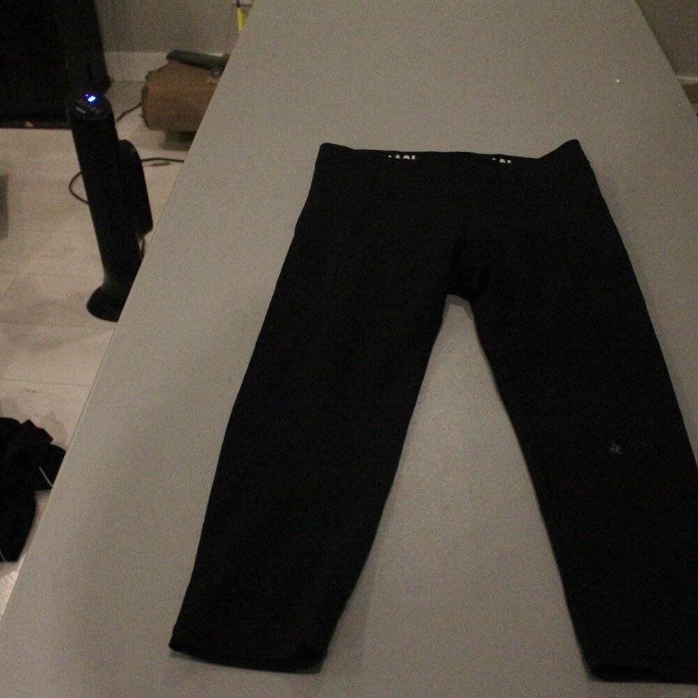 Black Ivy Park Capris Size Large